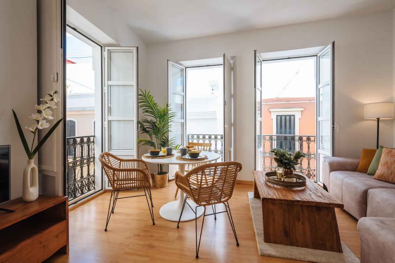 Hostly Rivero 2A Center Loft-Fibre-Communal Terrace-Parking Optional-Cless Sevilla Buitenkant foto
