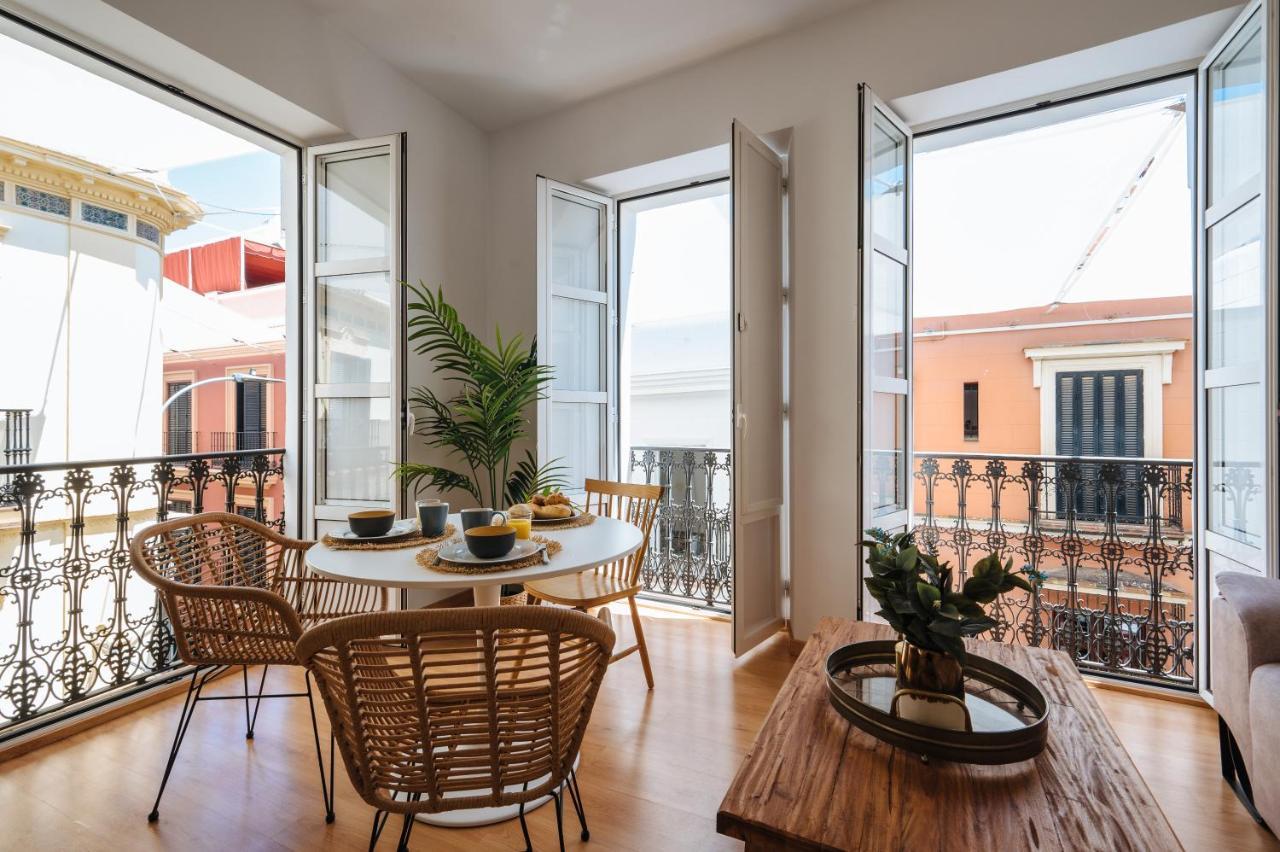 Hostly Rivero 2A Center Loft-Fibre-Communal Terrace-Parking Optional-Cless Sevilla Buitenkant foto