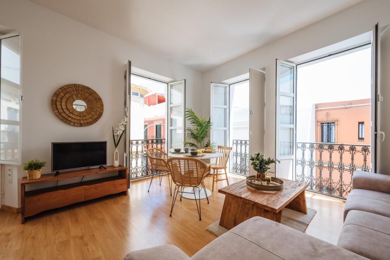 Hostly Rivero 2A Center Loft-Fibre-Communal Terrace-Parking Optional-Cless Sevilla Buitenkant foto